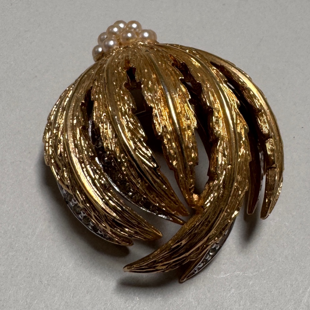 Rare Vintage Gold Plated & Silver Jomaz Mazer Brooch With Pearls & Rhinestones